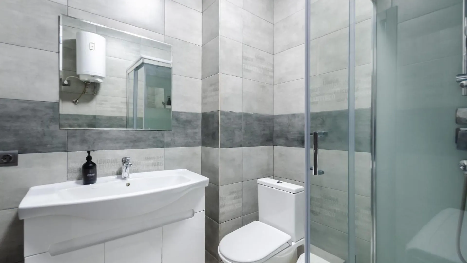 Petrovdom Apartments 3-6 In Rc Vozdvizhenka Podil, Dehtiarna,6 Kiev