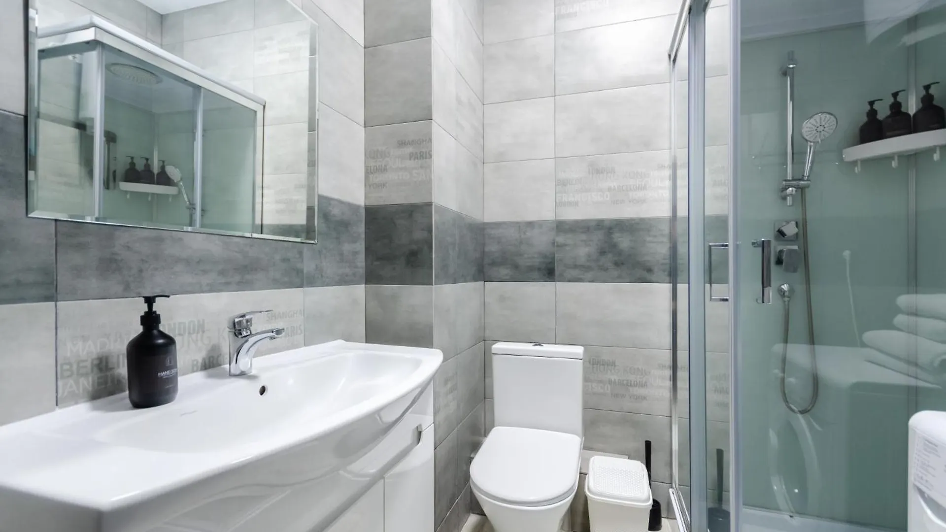 Petrovdom Apartments 3-6 In Rc Vozdvizhenka Podil, Dehtiarna,6 Kiev