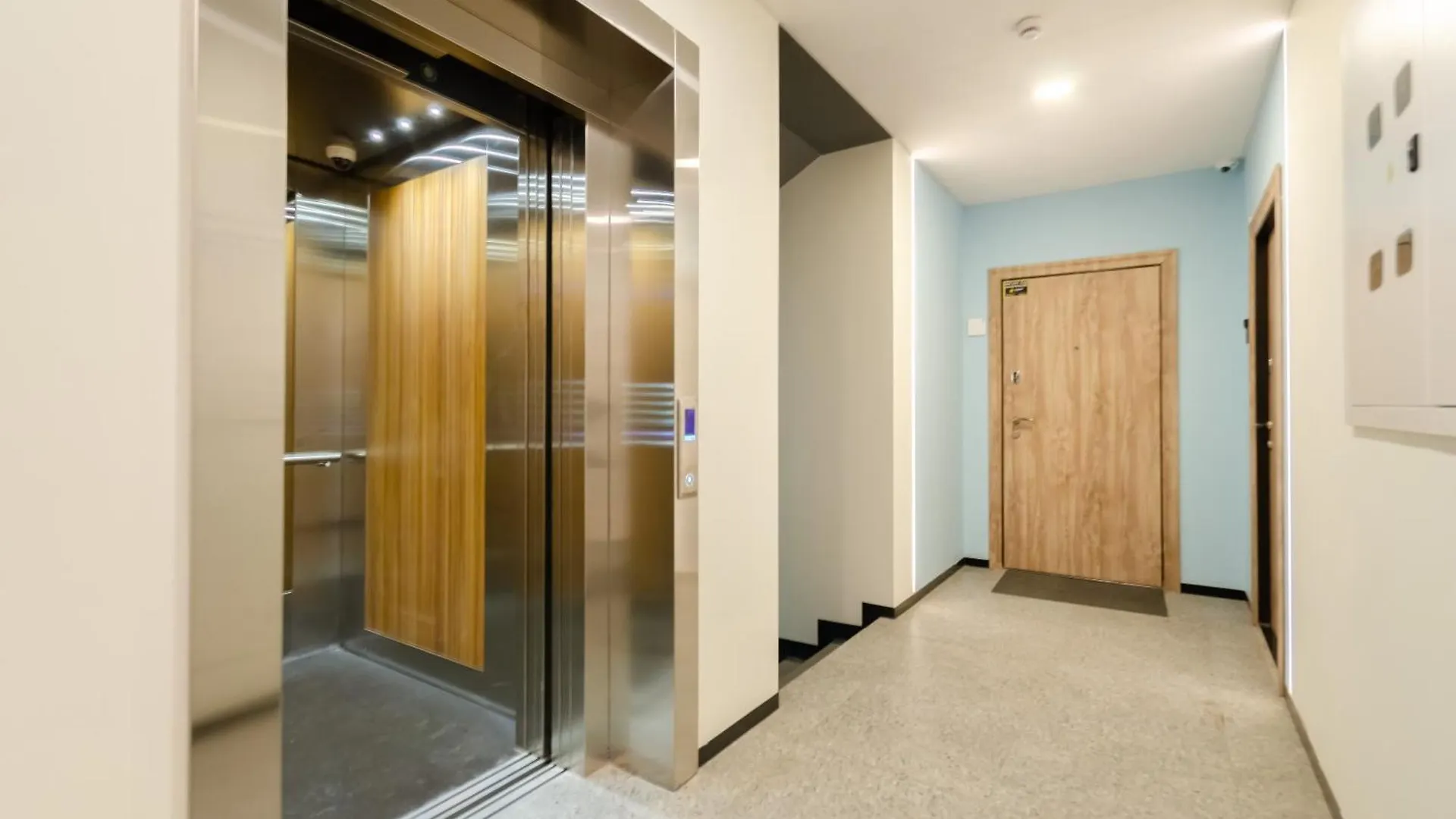 Petrovdom Apartments 3-6 In Rc Vozdvizhenka Podil, Dehtiarna,6 Kyiv