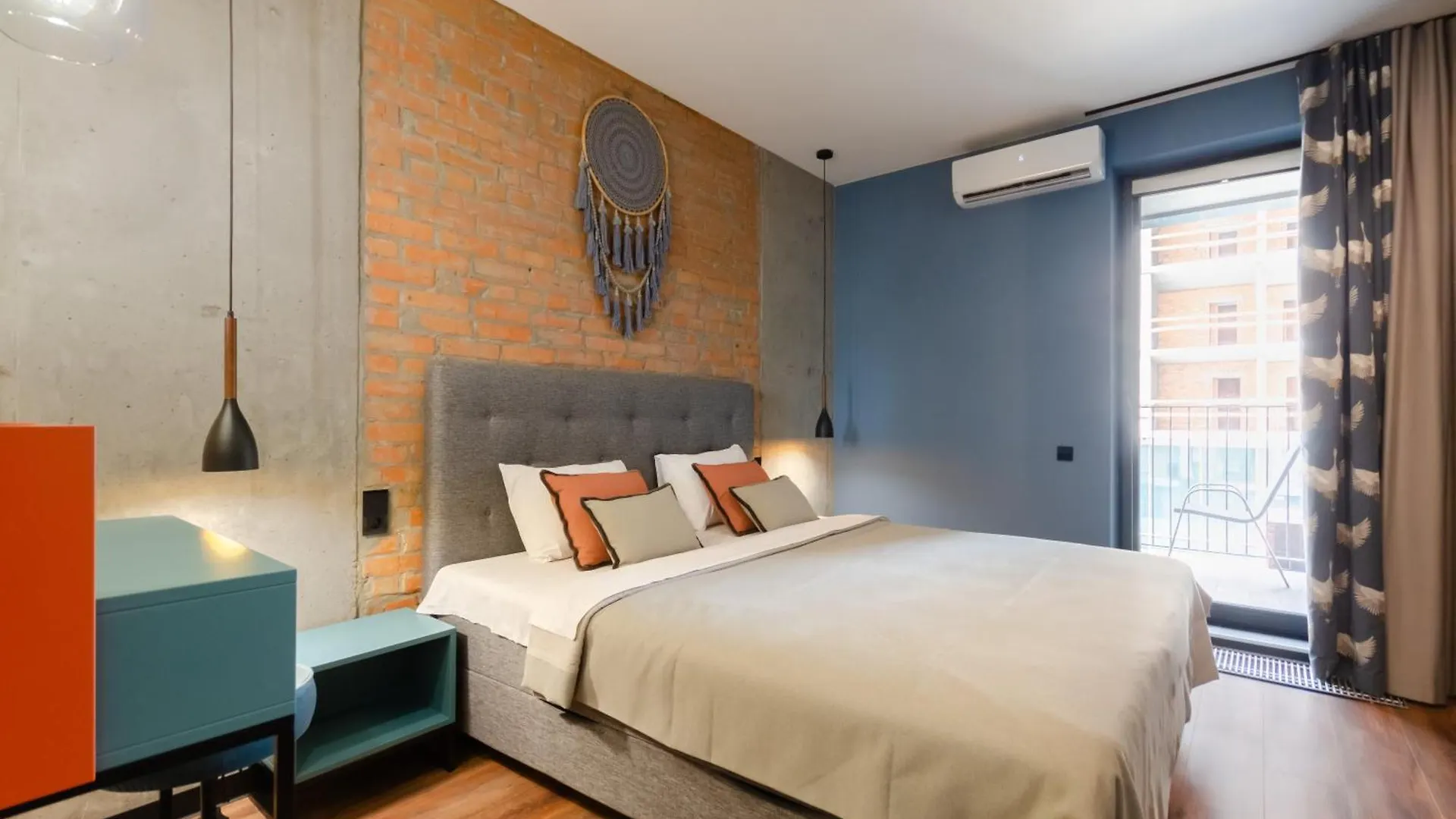 Petrovdom Apartments 3-6 In Rc Vozdvizhenka Podil, Dehtiarna,6 Kyiv Ukraine