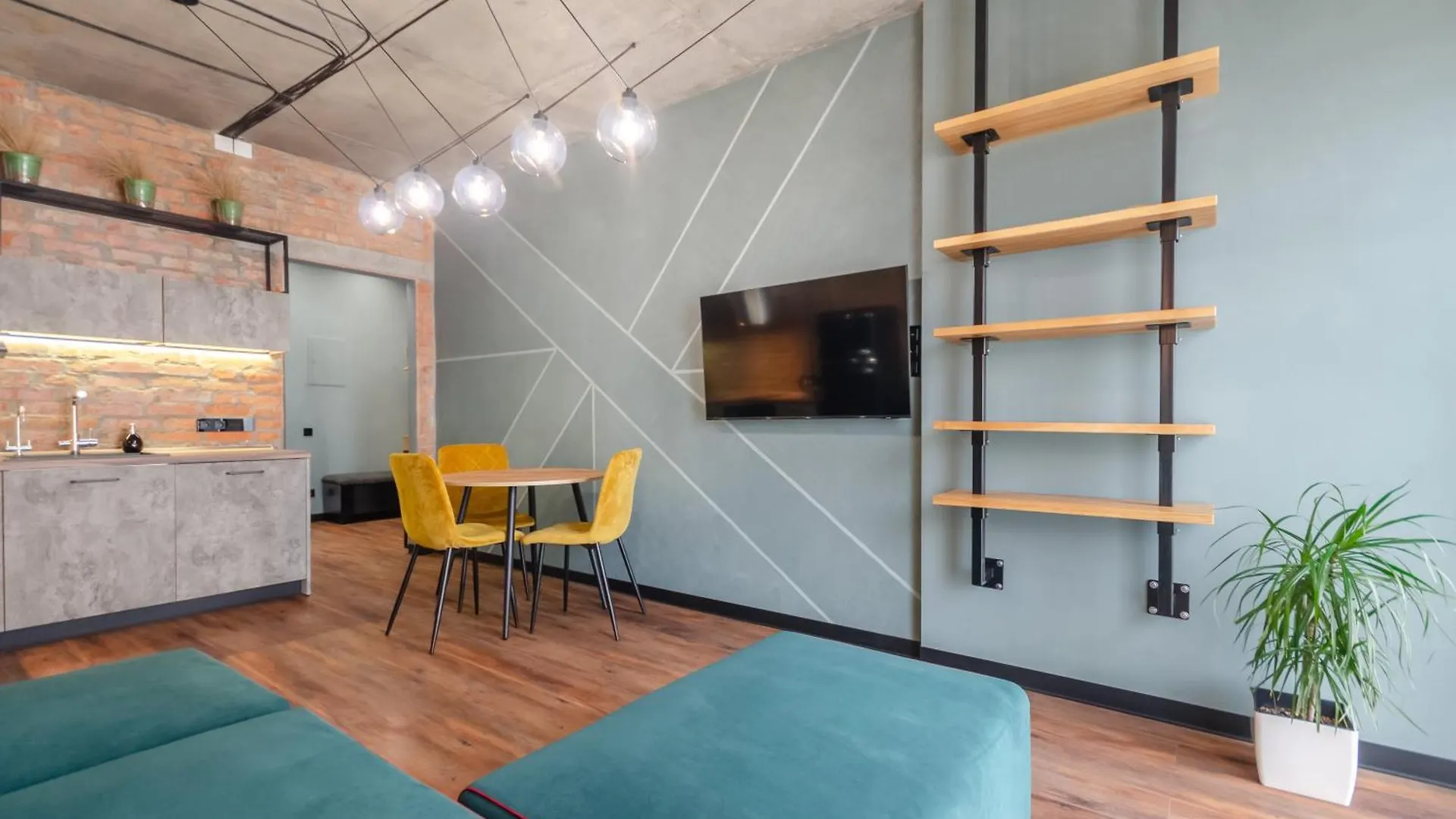 Petrovdom Apartments 3-6 In Rc Vozdvizhenka Podil, Dehtiarna,6 Kyiv