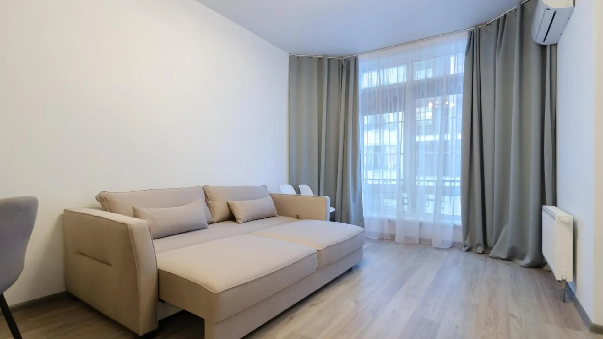 Petrovdom Apartments 3-6 In Rc Vozdvizhenka Podil, Dehtiarna,6 Kyiv