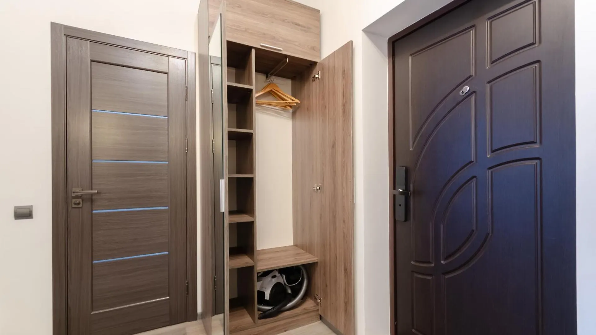 Petrovdom Apartments 3-6 In Rc Vozdvizhenka Podil, Dehtiarna,6 Kyiv
