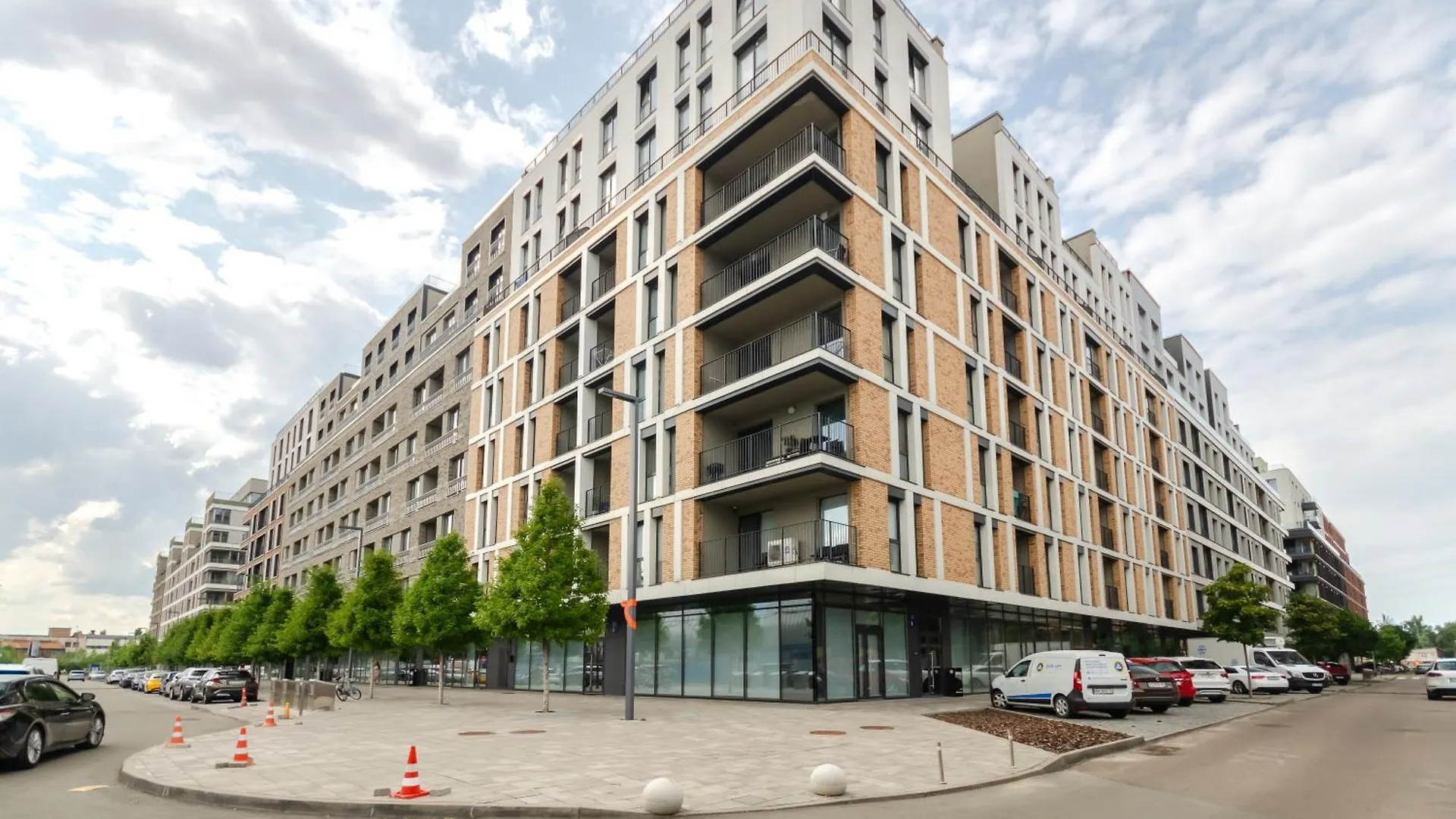 Petrovdom Apartments 3-6 In Rc Vozdvizhenka Podil, Dehtiarna,6 Kyiv Ukraine