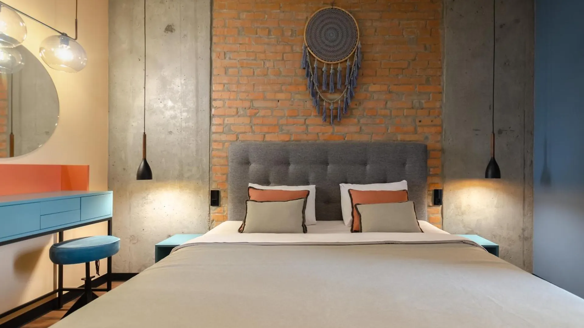 Petrovdom Apartments 3-6 In Rc Vozdvizhenka Podil, Dehtiarna,6 كييف