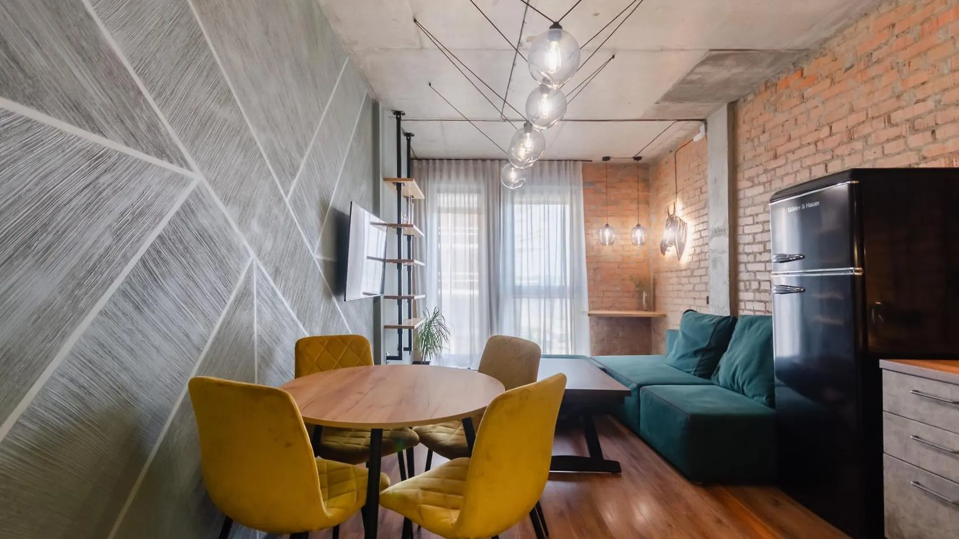 Petrovdom Apartments 3-6 In Rc Vozdvizhenka Podil, Dehtiarna,6 كييف