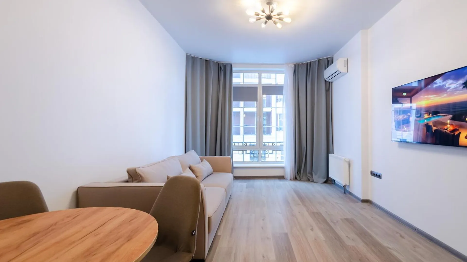 Petrovdom Apartments 3-6 In Rc Vozdvizhenka Podil, Dehtiarna,6 Kyiv 0*,